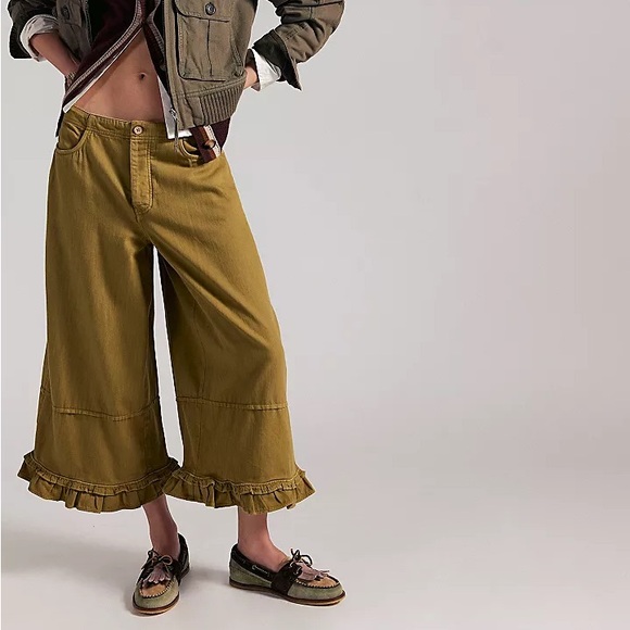Free People Pants - ‼️SOLD‼️ FREE PEOPLE We The Free Love Me Not Bloomer Pants